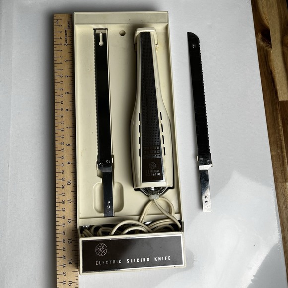 🇺🇸 Vintage GE Electric Carving Knife w Wall Mount Case Tested Working - Picture 2 of 16